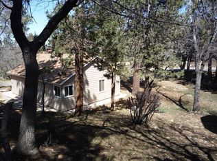 44559 Mahogany Ln, Sugarloaf, CA 92386
