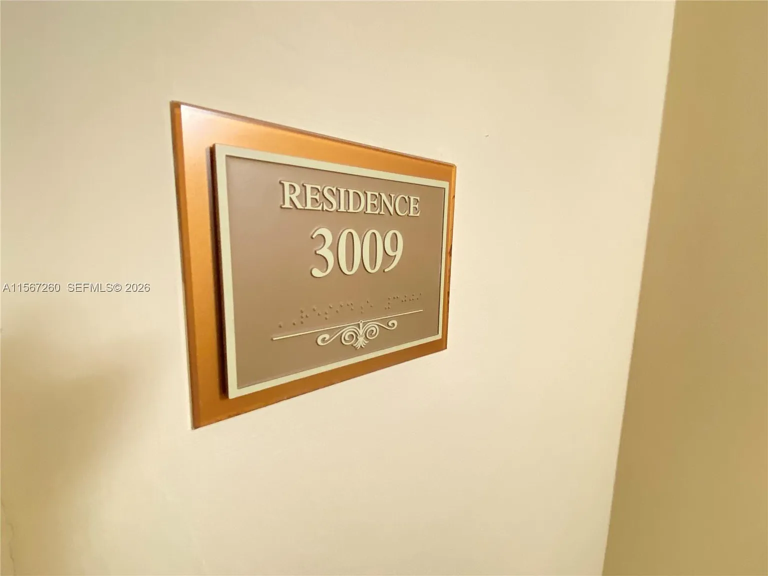 La Perla Condo — Photo 4