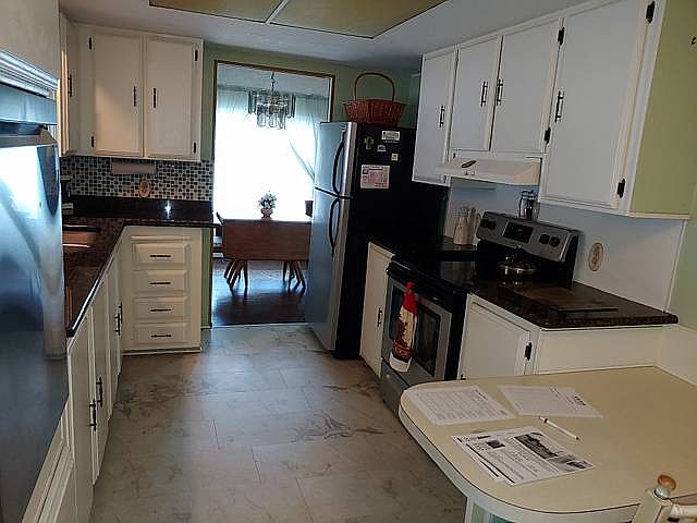 1st image of 116 Hickory Dr