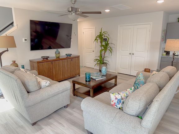 4th image of 18815 Glenwood Chase Ct