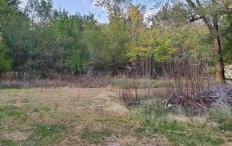 2nd image of 7000 E Pony Acres Dr