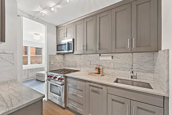 Sold by Compass | media 4