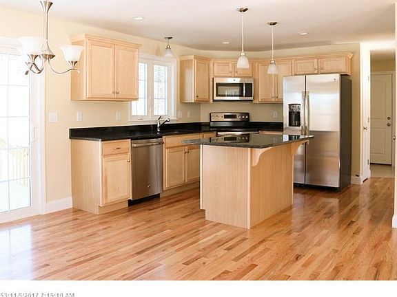 3rd image of 30 Russell Dr Lot 4