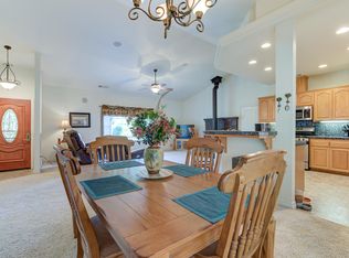 22063 Hidden Valley Dr, Redding, CA 96003