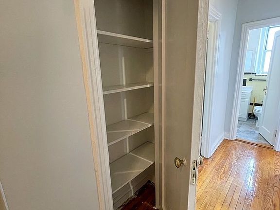 5th image of 390 Ocean Pkwy APT 6F
