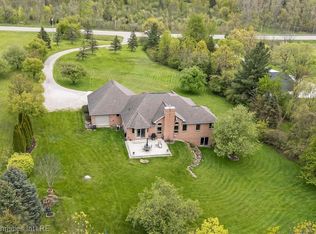 23071 Napier Rd, Northville, MI 48167