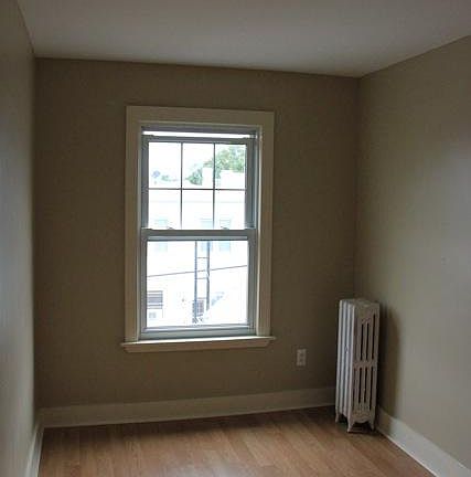3rd image of 6409 Eliot Ave