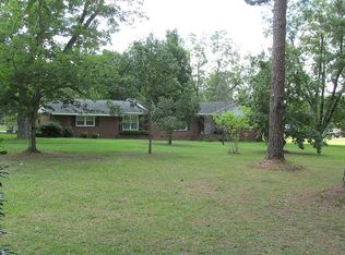 712 N Main St, Statesboro, GA 30458