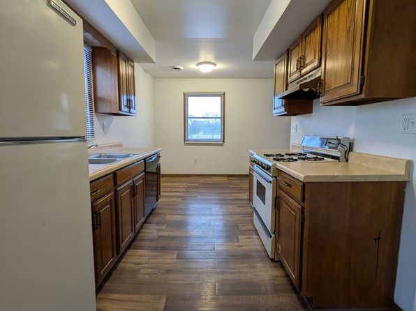 632 N Elmer St APT C