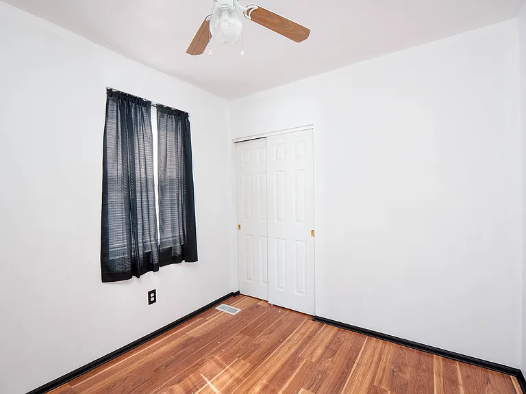 327 W Felton Ave — Photo 7
