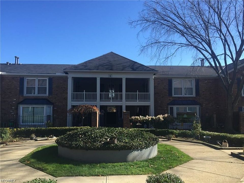 1st image of 2129 Glouchester Dr