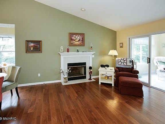 3rd image of 2013 Quail Cove Dr