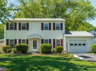 5301 Saphire Ct, Woodbridge, VA 22193