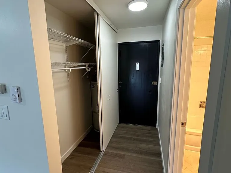 Golden Inca Apartments | Where Comfort Meets Style — Photo 22