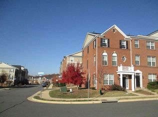 42748 Hay Rd, Ashburn, VA 20147