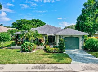 290 Del Rio Blvd, Boca Raton, FL 33432