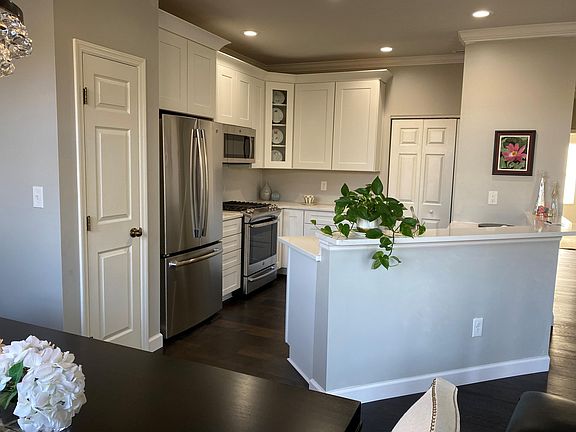2nd image of 3586 Fishinger Mill Dr #3586-bldg