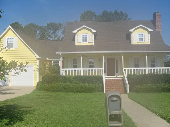 464 Cove Dr, Biloxi, MS 39531