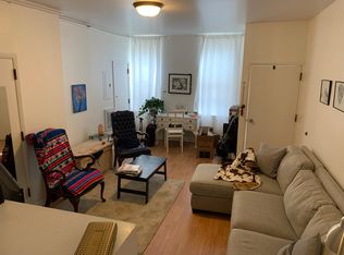 930 New Market St APT 1, Philadelphia, PA 19123