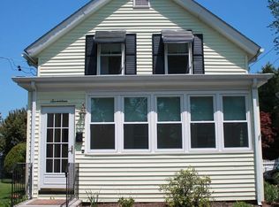 17 Hart Pl, Woburn, MA 01801