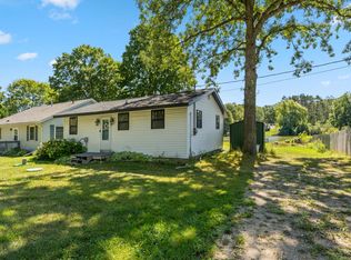 7160 Windoga Lake Dr, Weidman, MI 48893