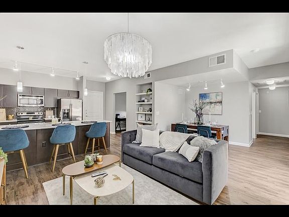 Kitchen/living room