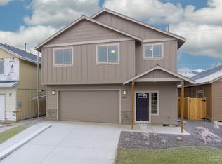 3068 NW Alder Pl, Redmond, OR 97756
