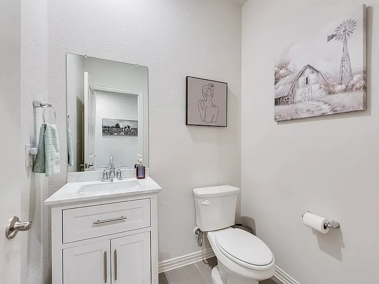 1339 Great Sand Dune St — Photo 9