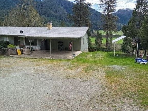 2nd image of 161 View Ln