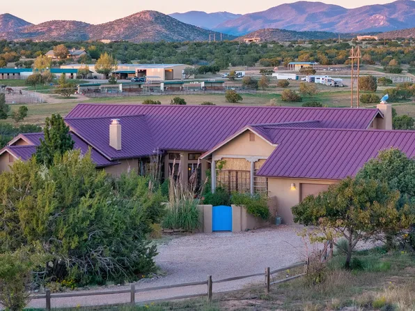 11 N Rancho De Bosque, Lamy, NM 87540