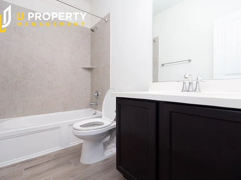817 Black Hawk Dr — Photo 23
