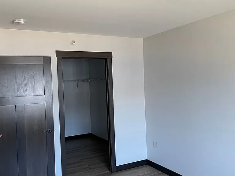 220 & 222 Independence Dr — Photo 7