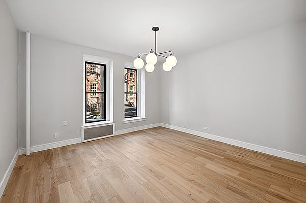 1st image of 187 Hicks St APT 1B