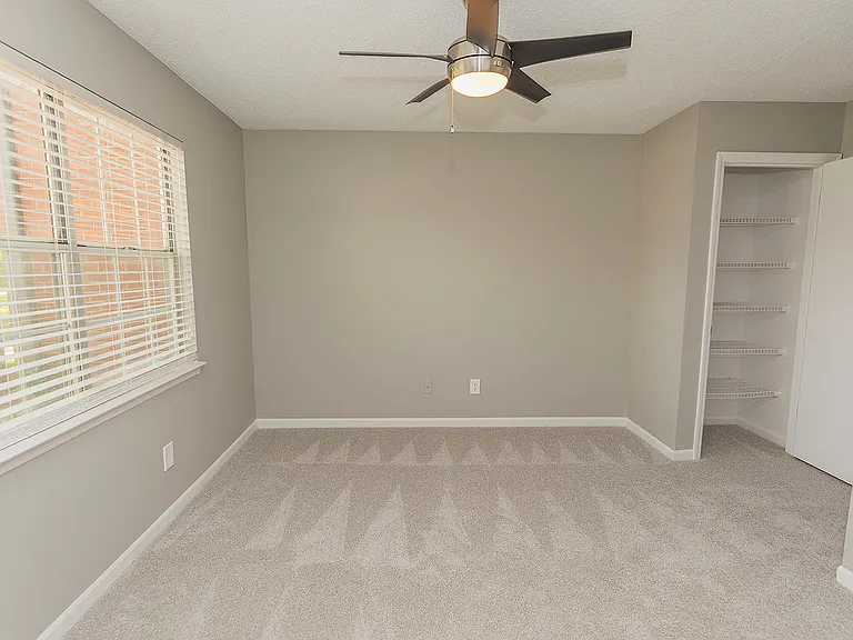 Littlestone Apartments — Photo 42