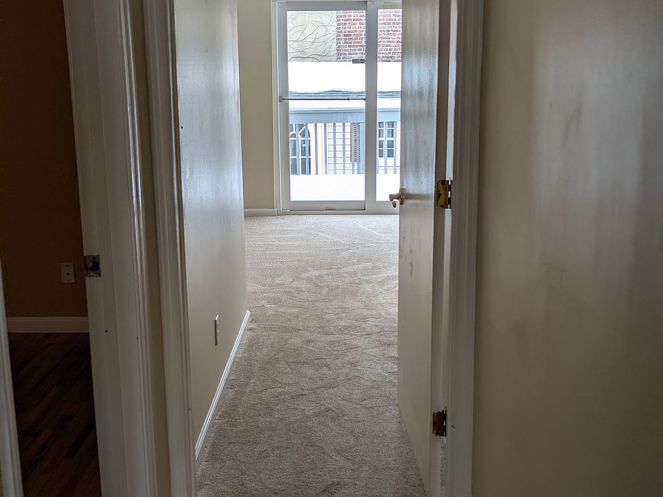 1st image of 213 Palmer St Floor 1
