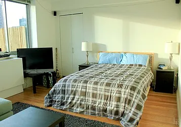 Rented by Bklyn Gold Leasing Office