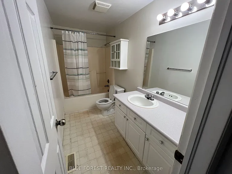 70 Chapman Ct #42 — Photo 12