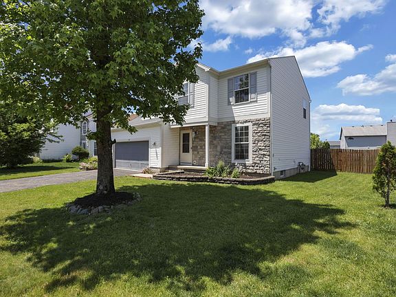 3rd image of 7180 Dewfall Dr