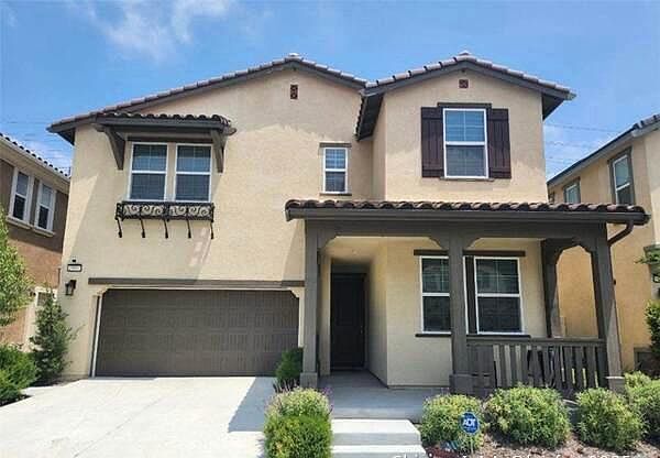 1st image of 15951 Elmond Ave
