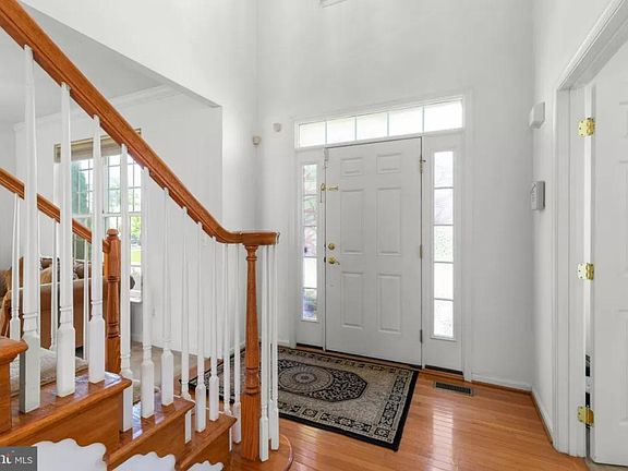 3rd image of 10657 Tattersall Dr