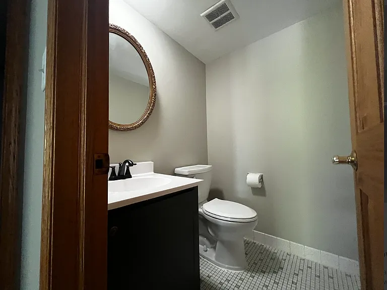 114 E Bailey Rd #M — Photo 9