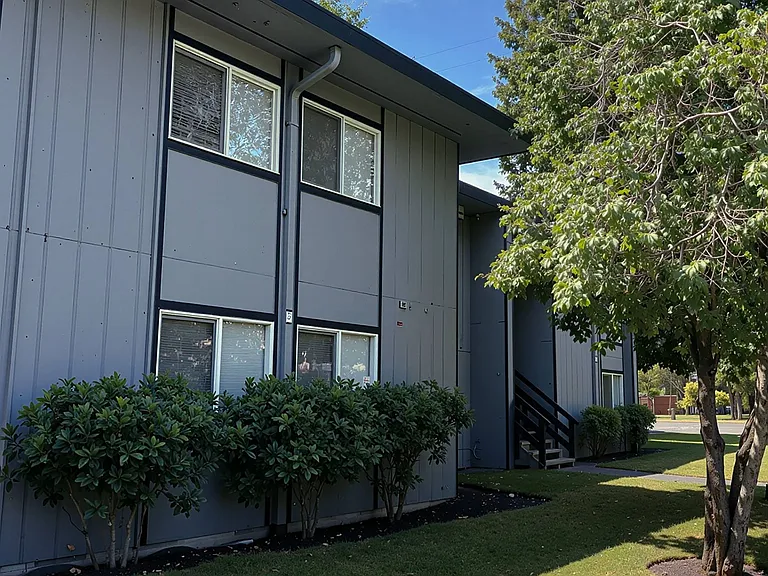 1411 S Union Ave — Photo 16