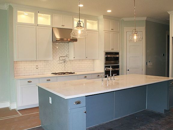 5th image of 145 Island Estates Pkwy