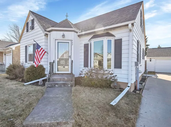 433 Depere Rd, Denmark, WI 54208