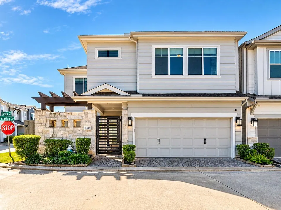 2503 Eason Ln