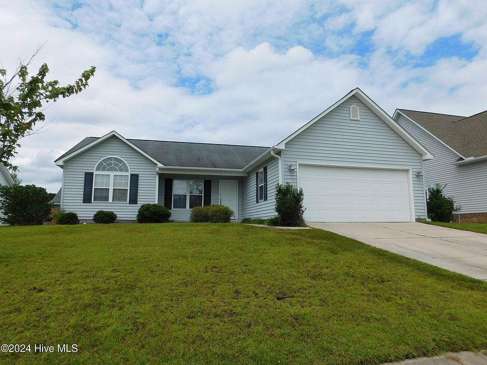 1st image of 224 Sellhorn Blvd