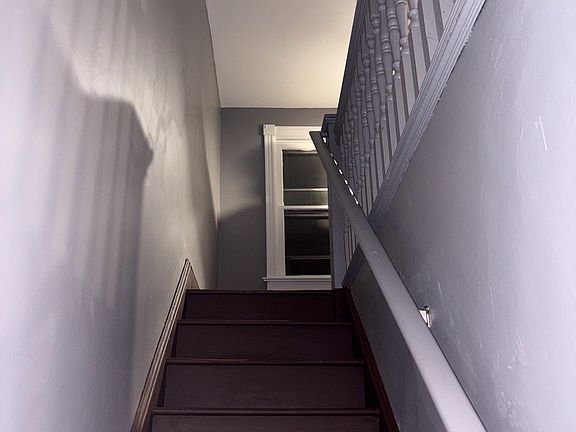 2nd image of 225 Rosemont Ave