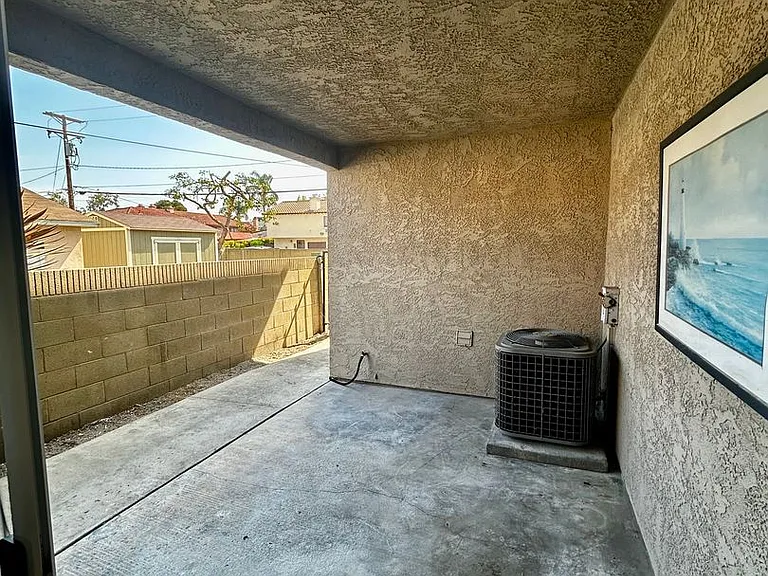 10782 Walnut Street — Photo 11