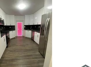 1900 E 2nd Ave, Hialeah, FL 33010