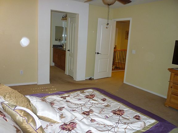 4th image of 1334 Riverview Ave